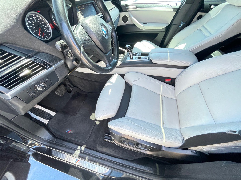 2014 BMW X6 Image 44