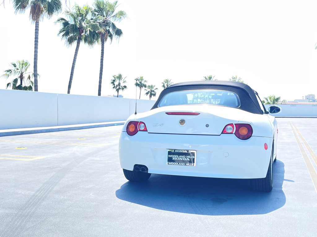 2003 BMW Z4 Image 32