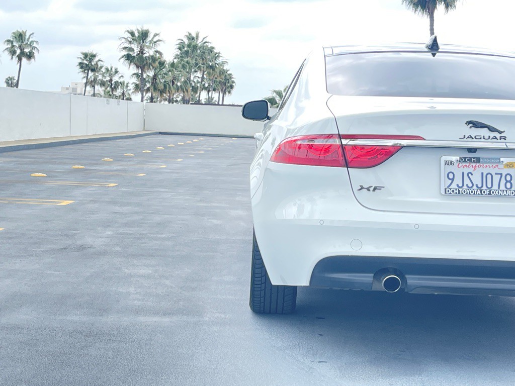 2018 Jaguar XF Image 31