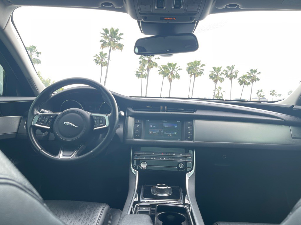 2018 Jaguar XF Image 59