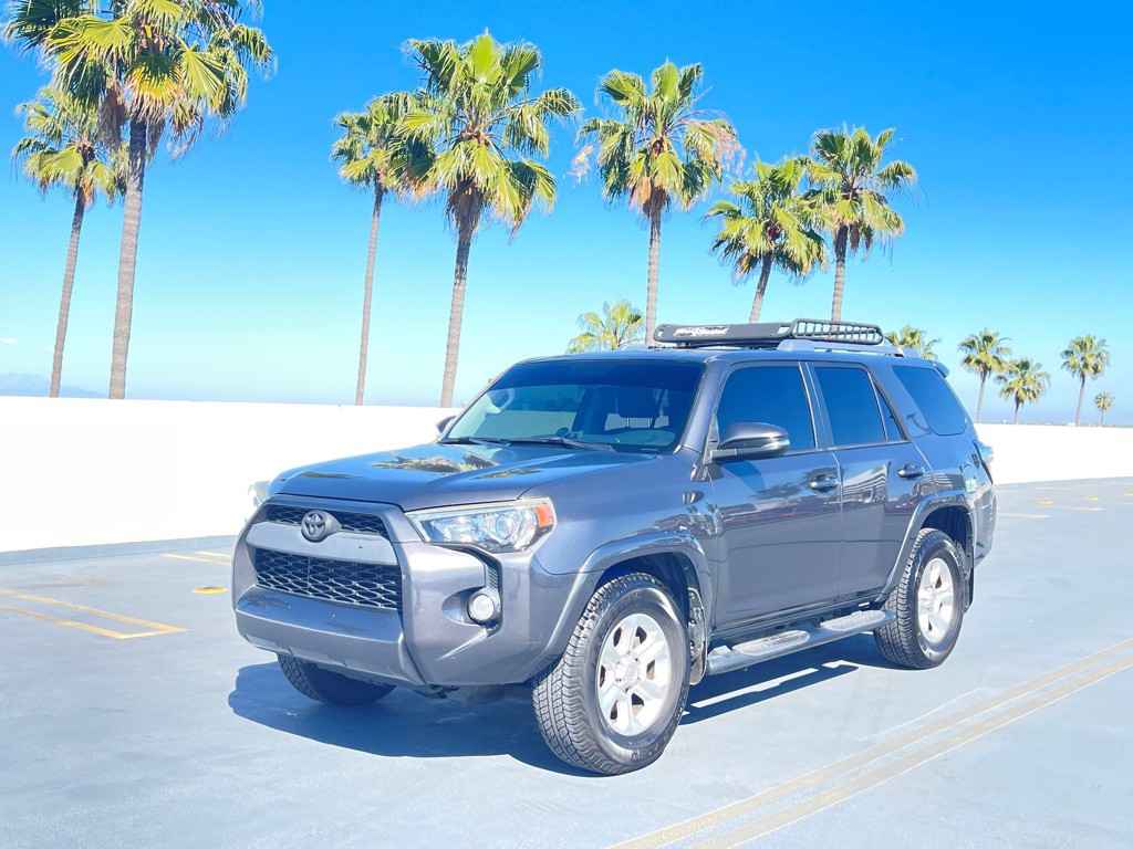 2015 Toyota 4Runner Image 1