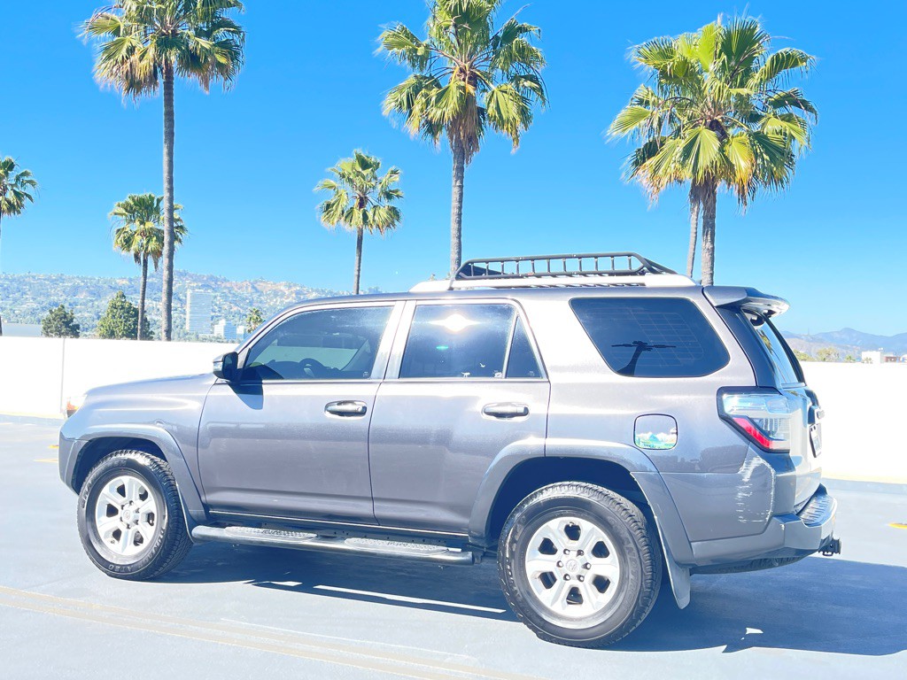 2015 Toyota 4Runner Image 12