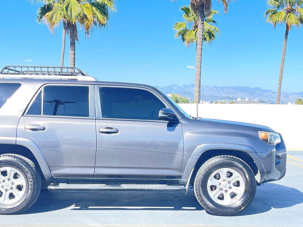2015 Toyota 4Runner Image 22