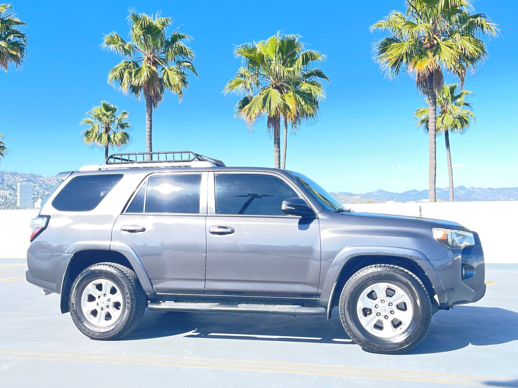 2015 Toyota 4Runner Image 27