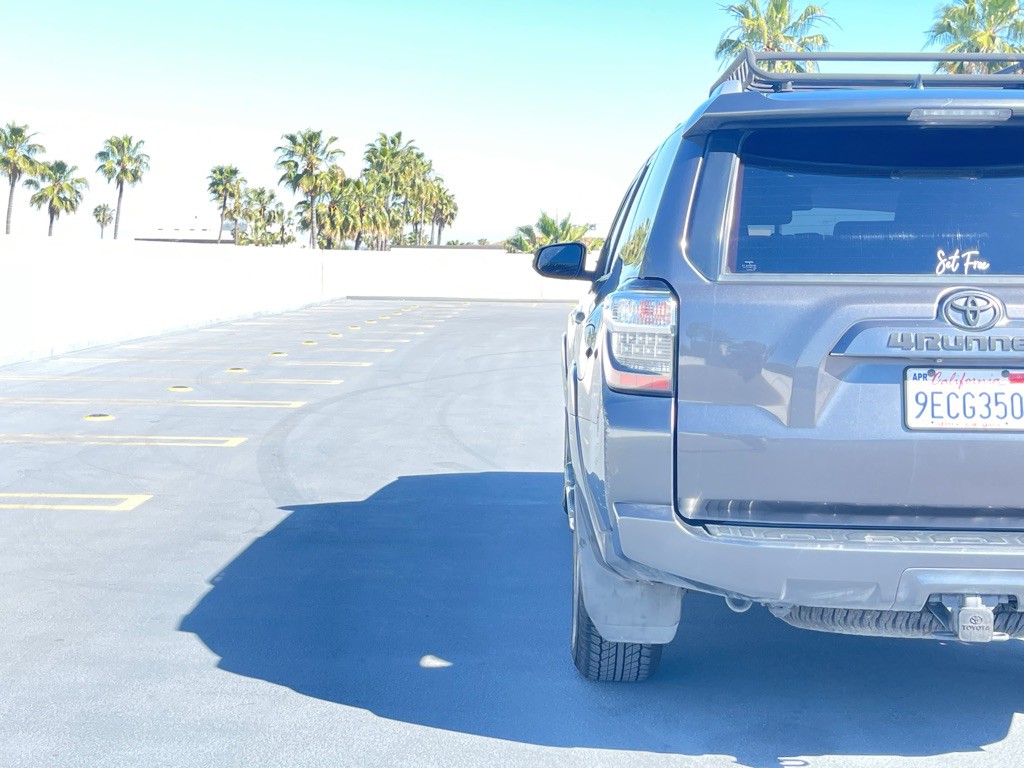 2015 Toyota 4Runner Image 33