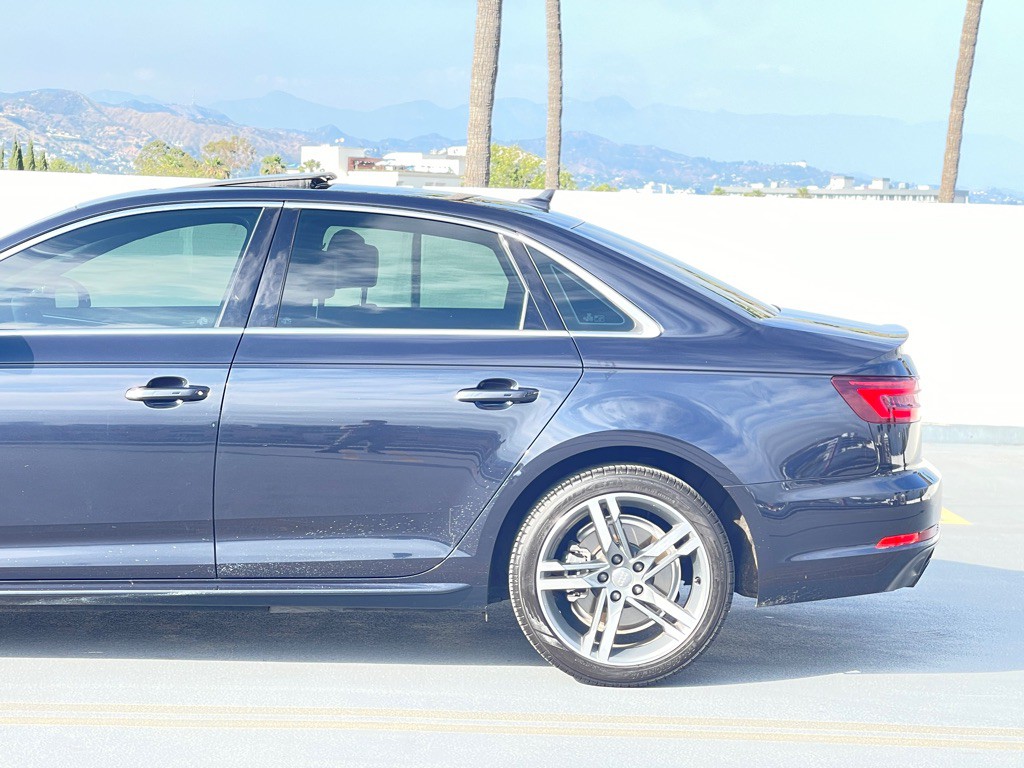 2018 Audi A4 Image 6