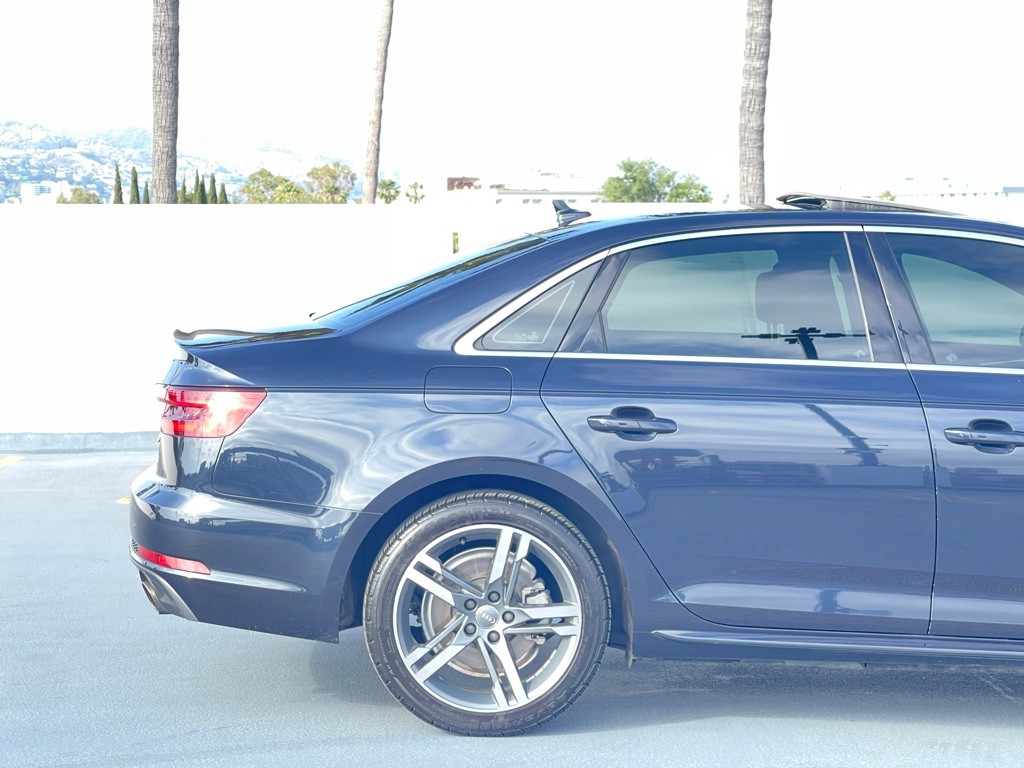 2018 Audi A4 Image 27