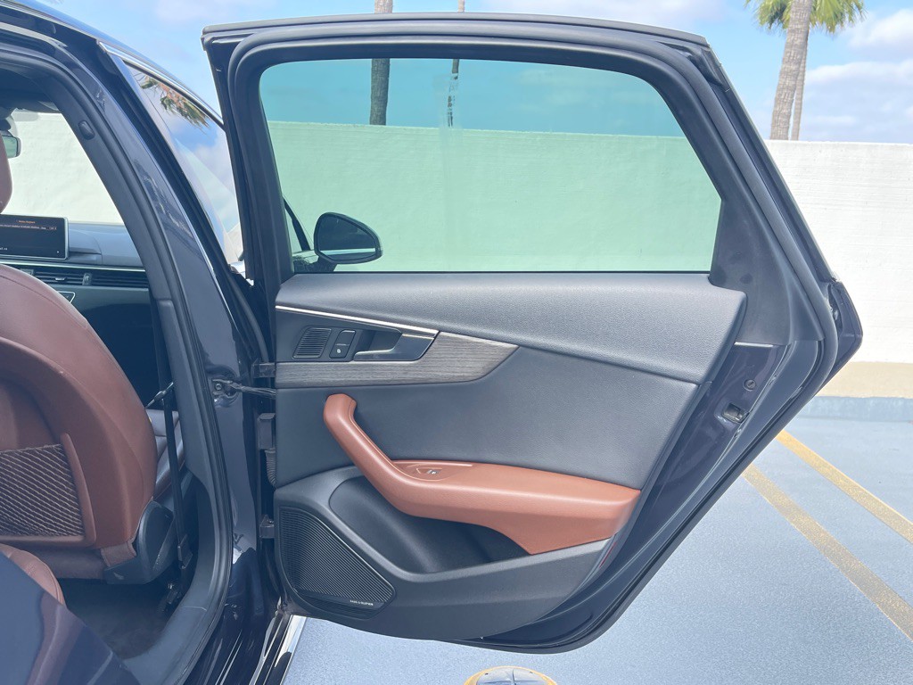 2018 Audi A4 Image 44