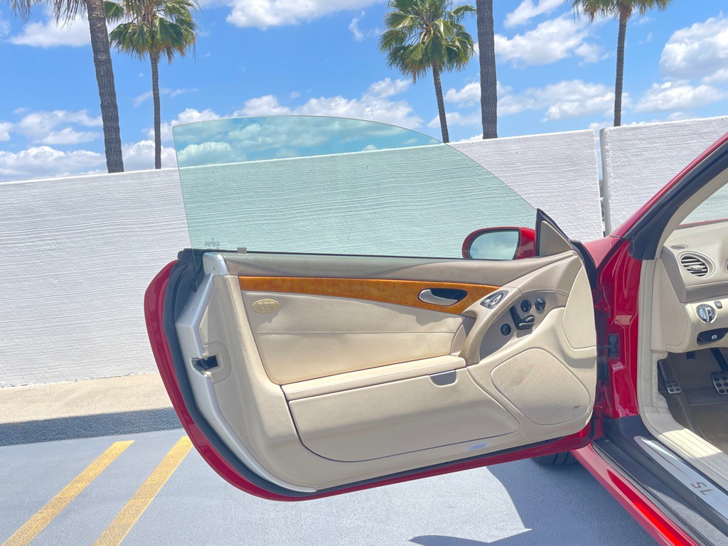 2005 Mercedes-Benz SL-Class Image 63