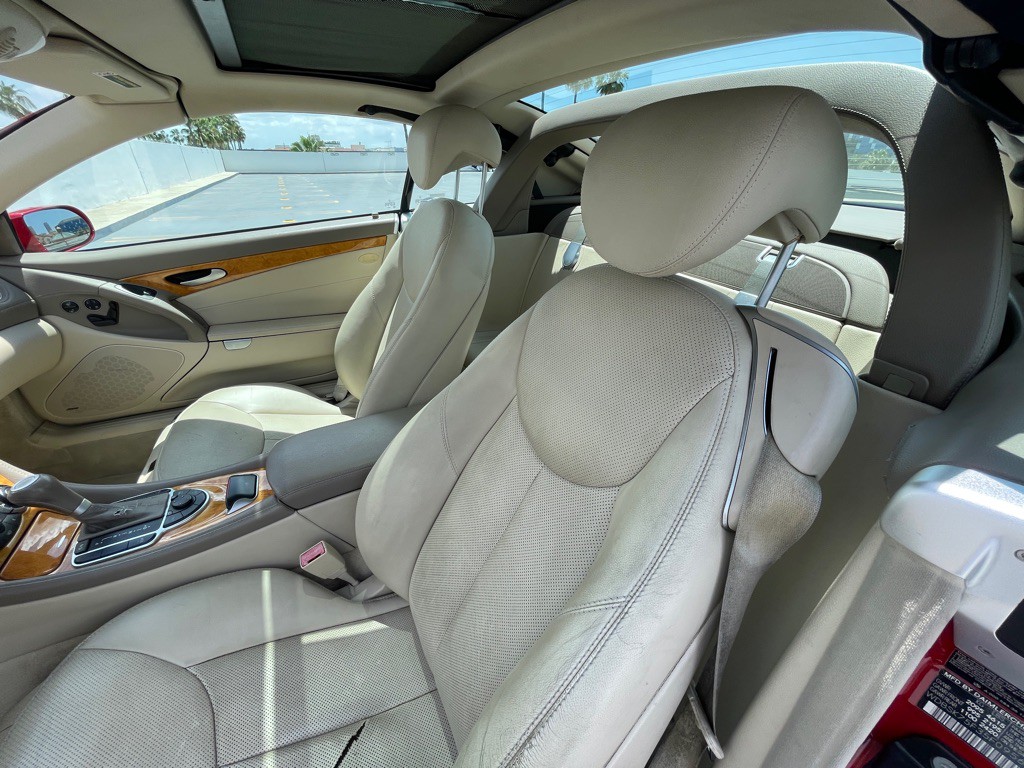2005 Mercedes-Benz SL-Class Image 76