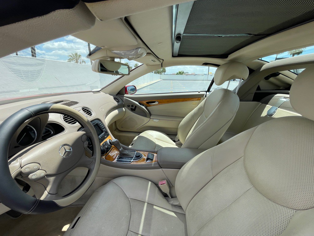 2005 Mercedes-Benz SL-Class Image 79