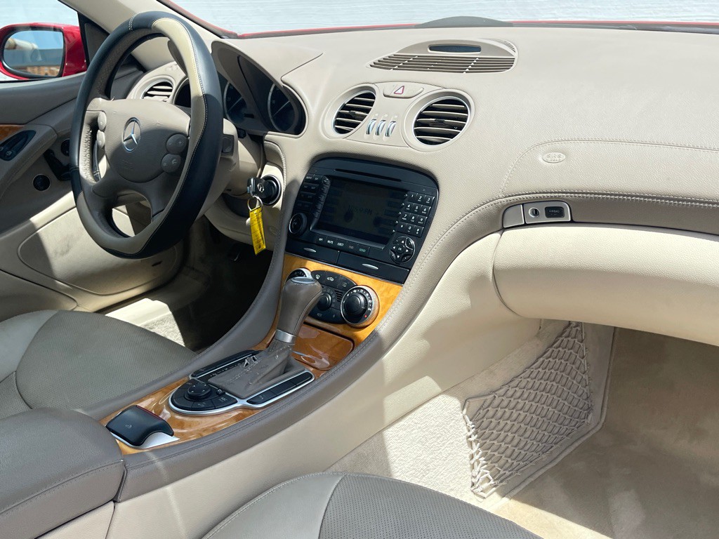 2005 Mercedes-Benz SL-Class Image 86