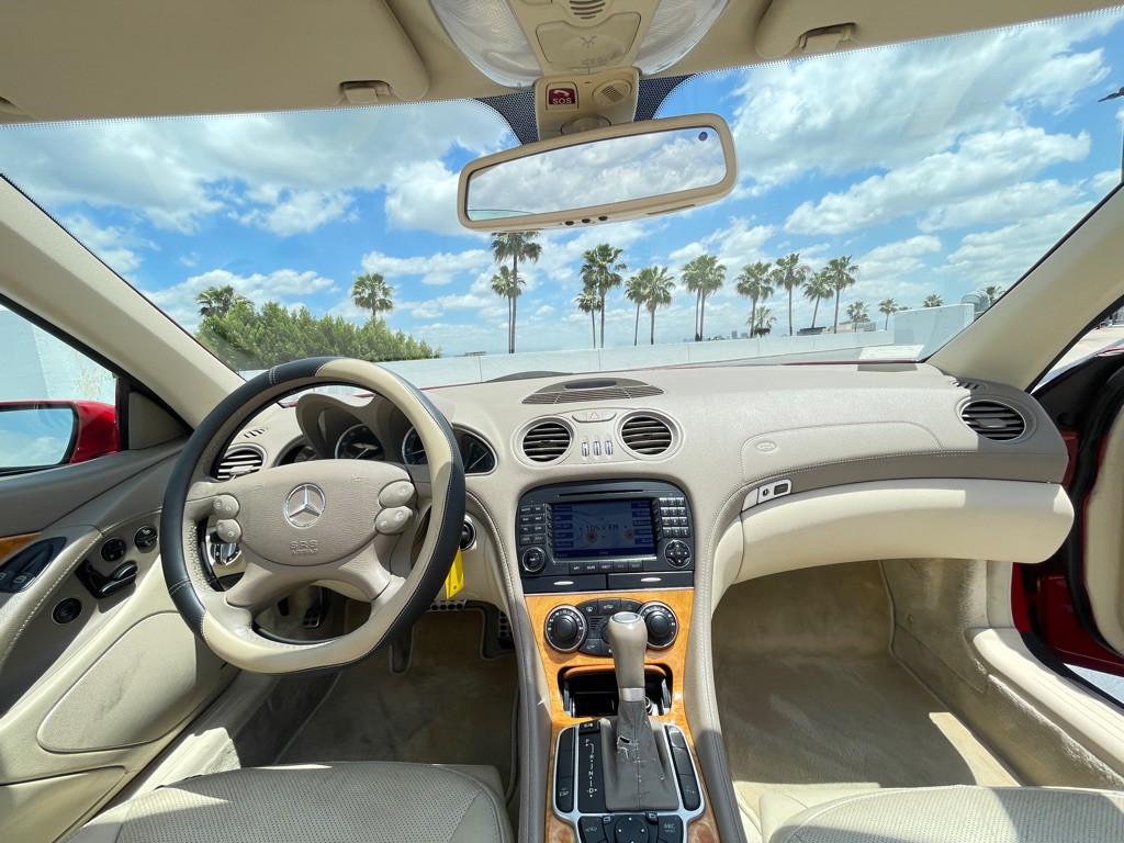 2005 Mercedes-Benz SL-Class Image 97