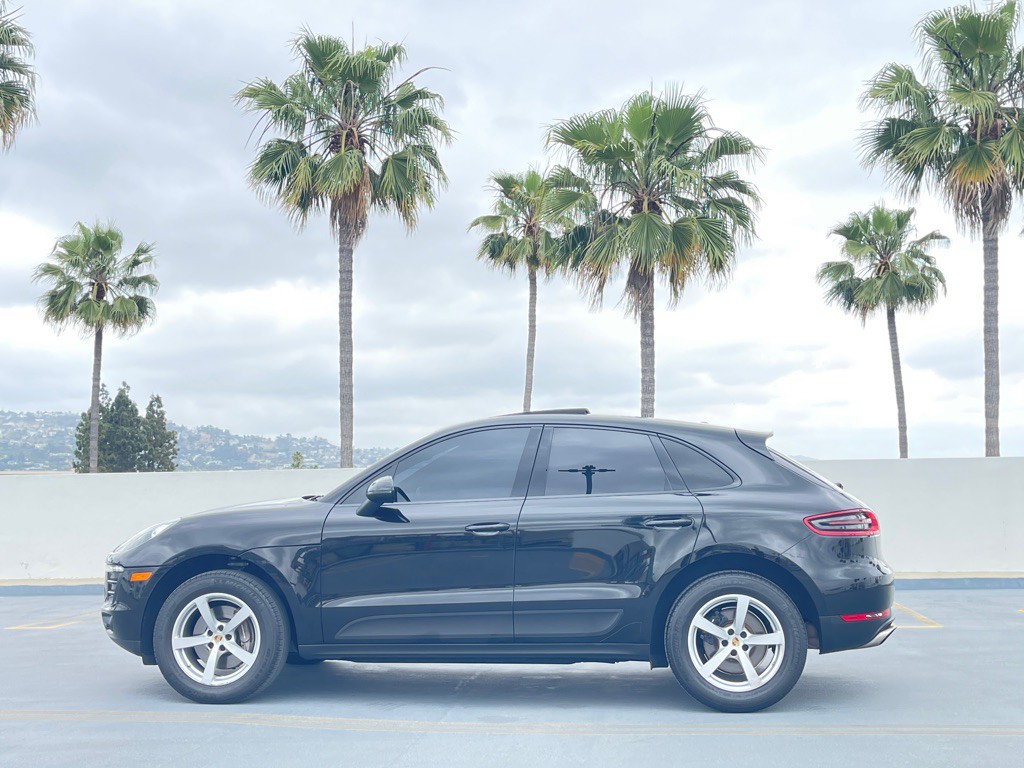 2018 Porsche Macan Image 3