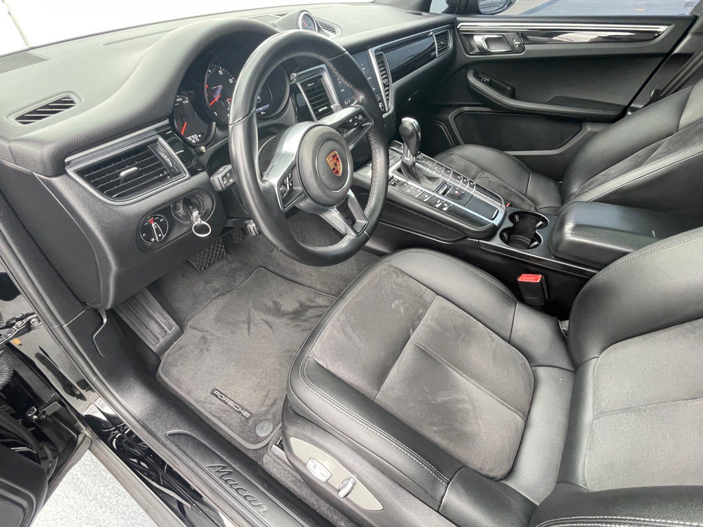 2018 Porsche Macan Image 5