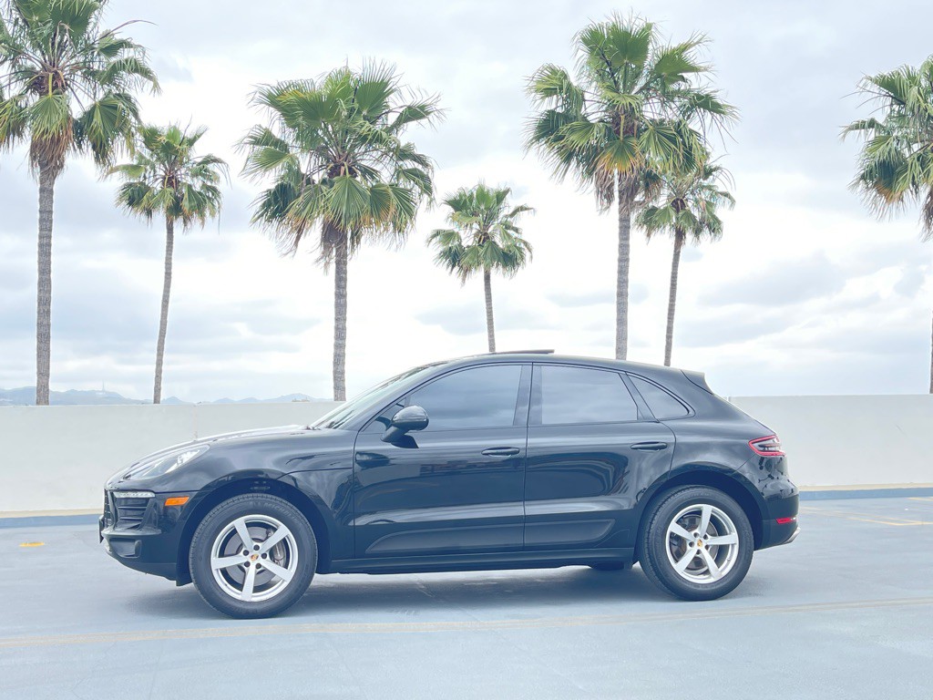 2018 Porsche Macan Image 14