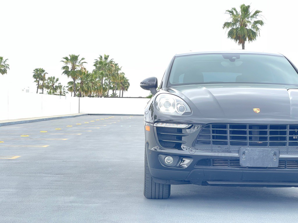 2018 Porsche Macan Image 19