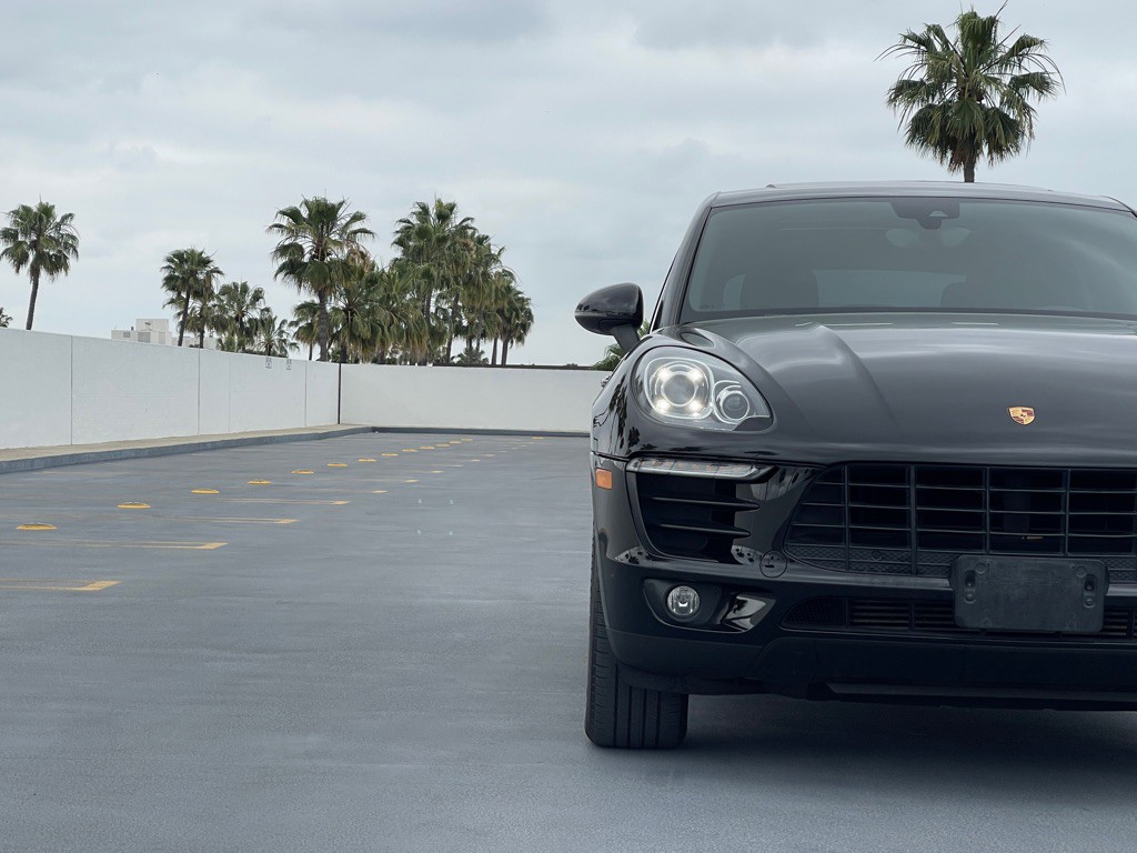 2018 Porsche Macan Image 21