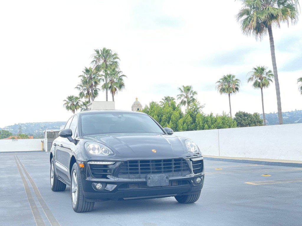 2018 Porsche Macan Image 26