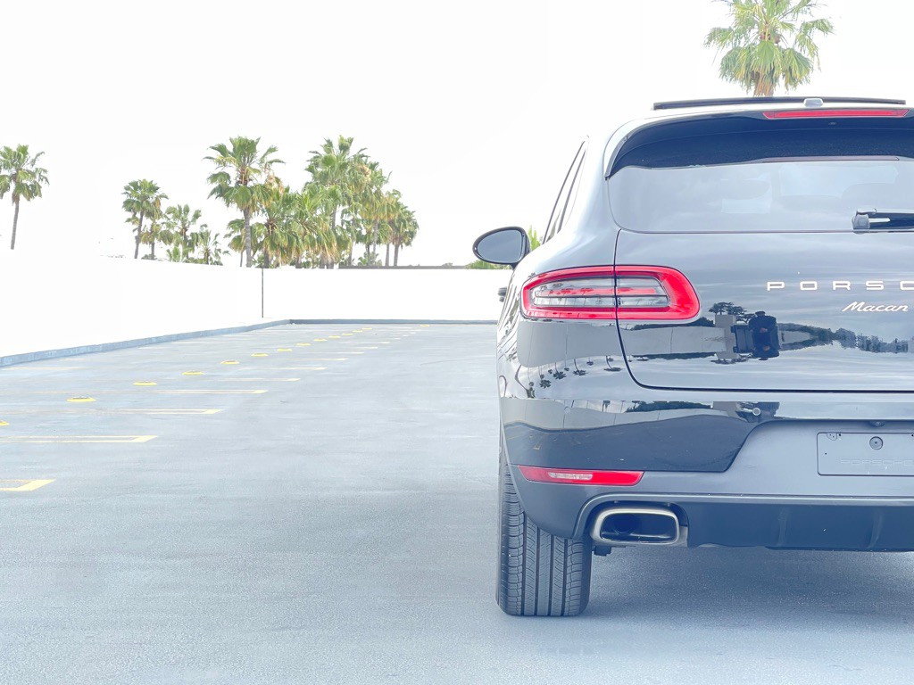 2018 Porsche Macan Image 41