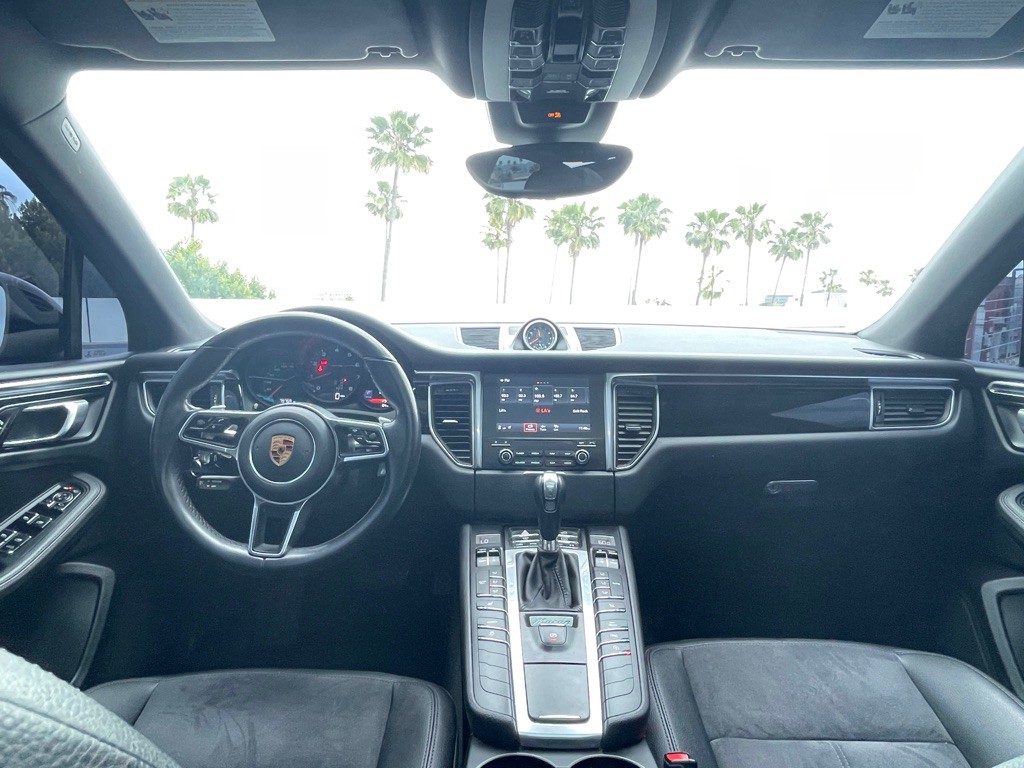 2018 Porsche Macan Image 77