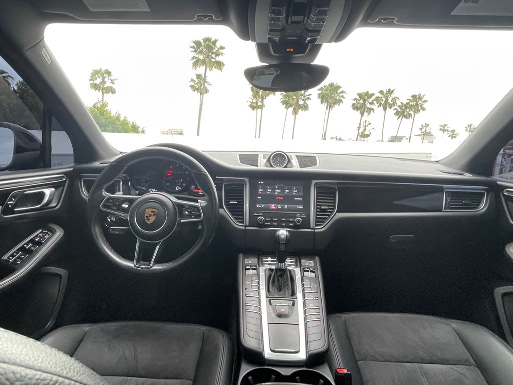 2018 Porsche Macan Image 79