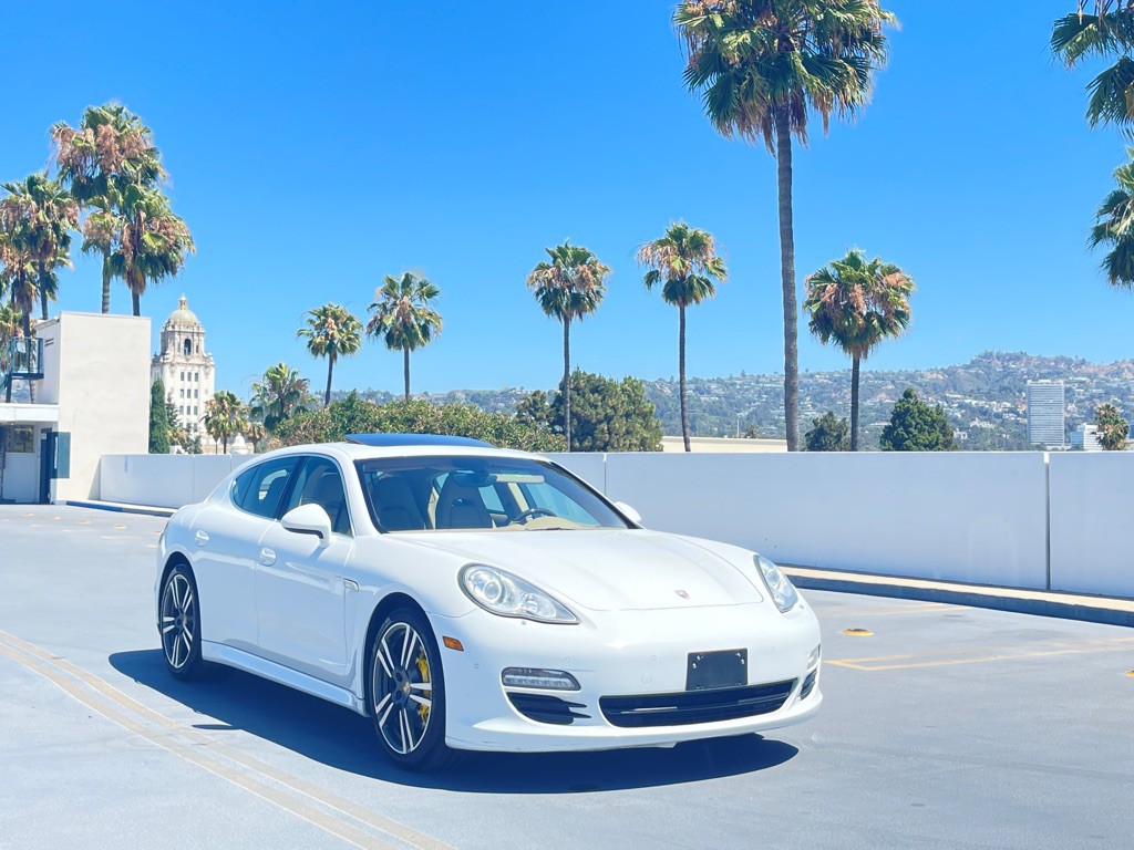 2013 Porsche Panamera Image 27