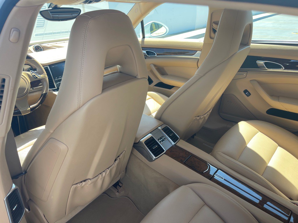 2013 Porsche Panamera Image 61