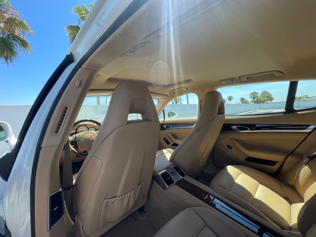 2013 Porsche Panamera Image 62