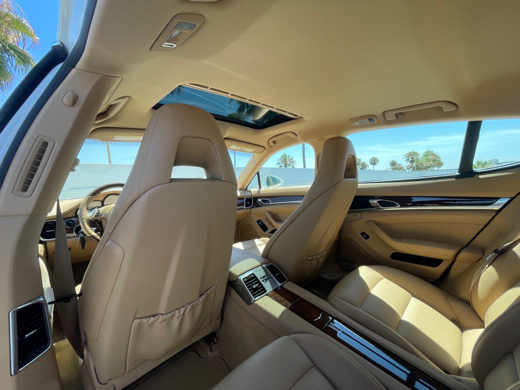 2013 Porsche Panamera Image 63