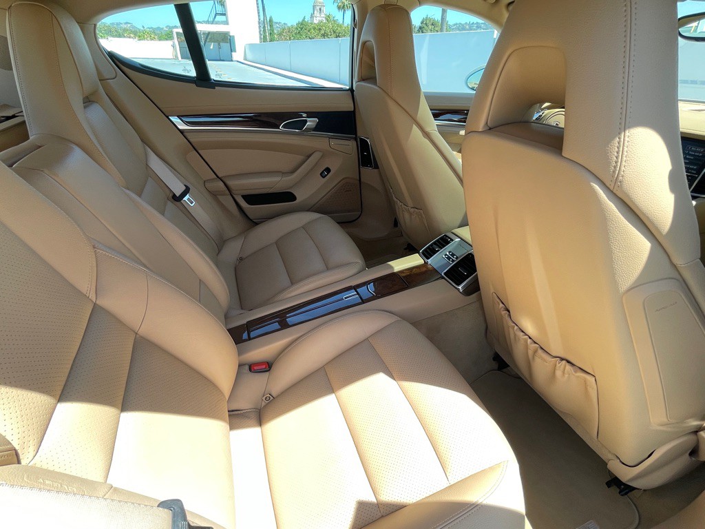 2013 Porsche Panamera Image 74
