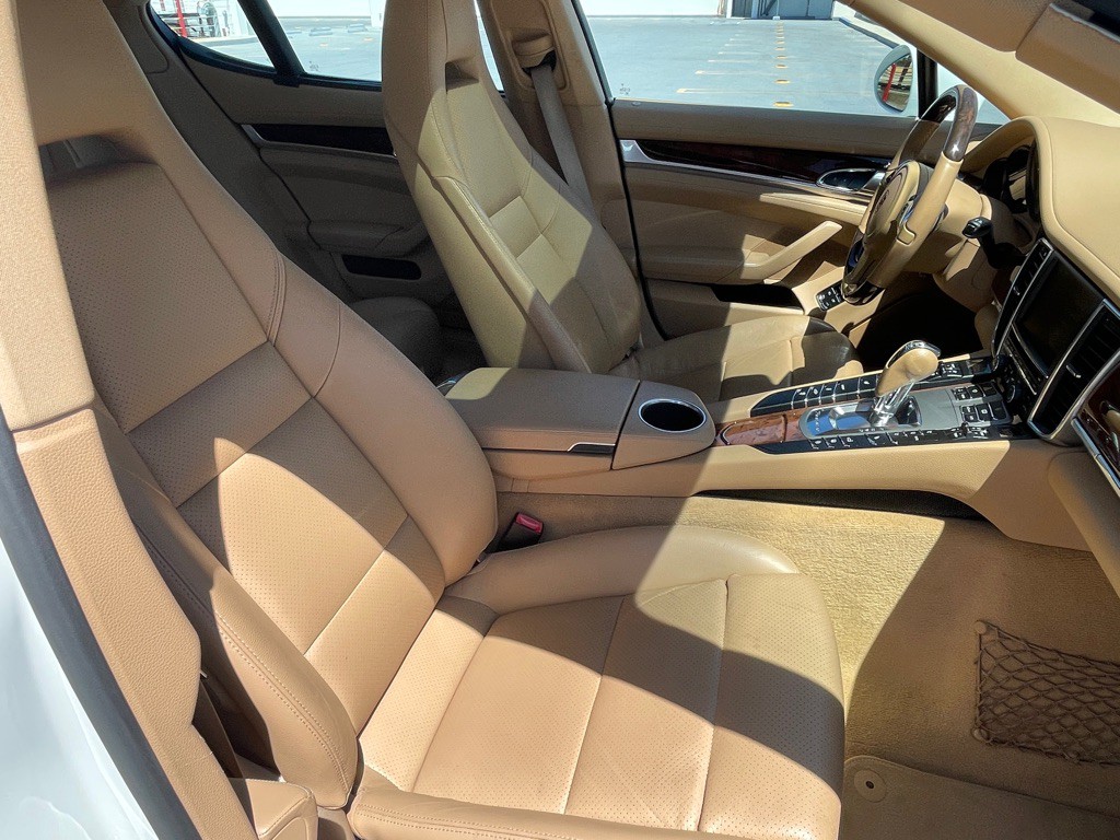 2013 Porsche Panamera Image 80
