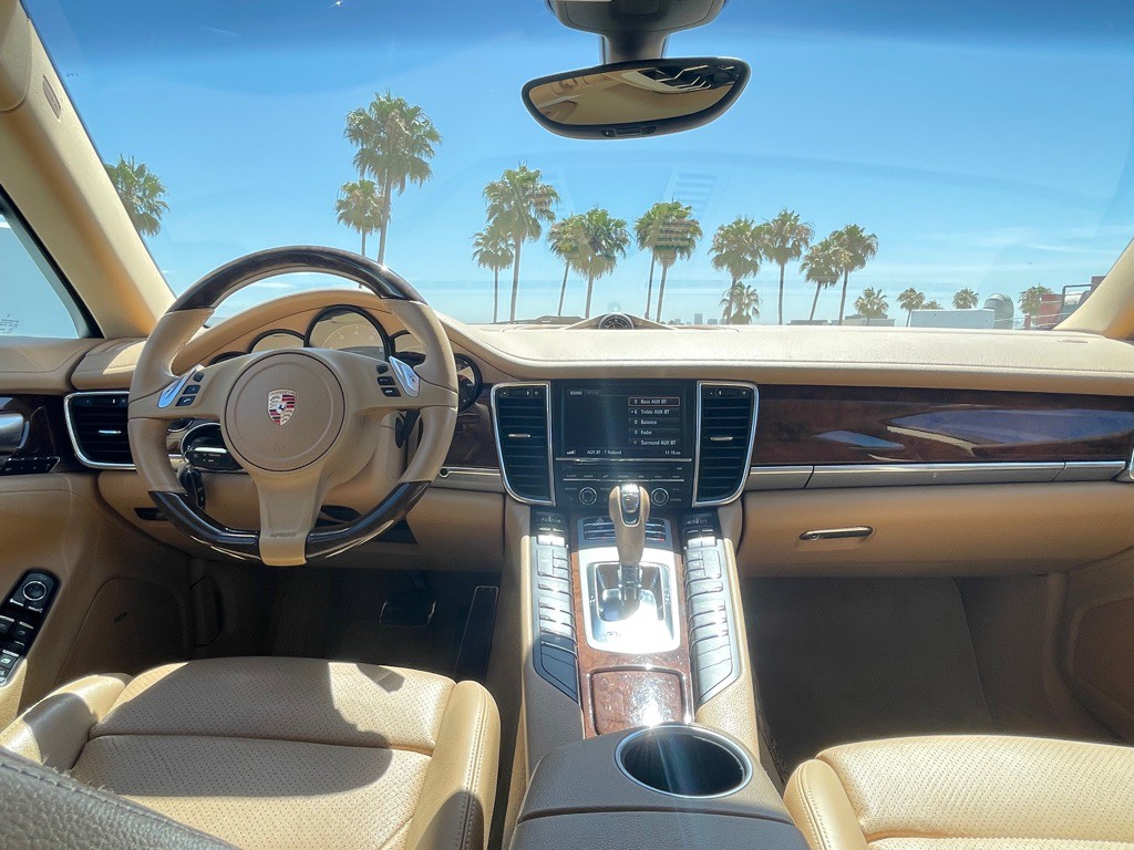 2013 Porsche Panamera Image 90