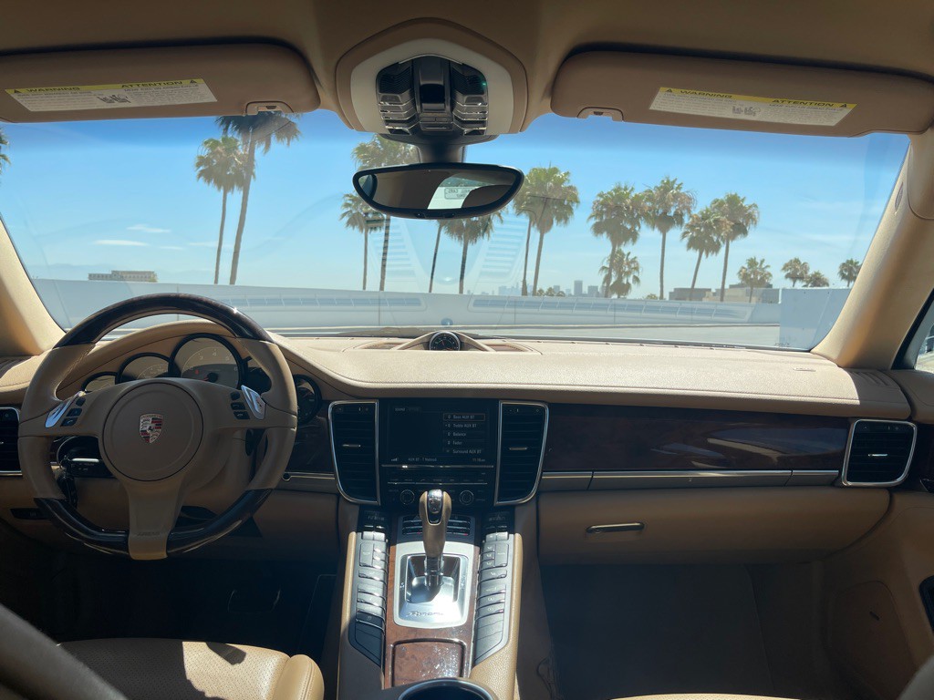 2013 Porsche Panamera Image 94