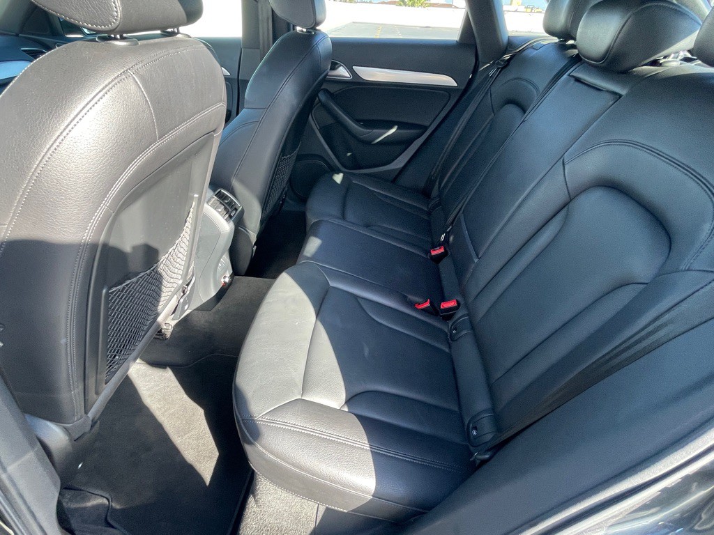 2018 Audi Q3 Image 48
