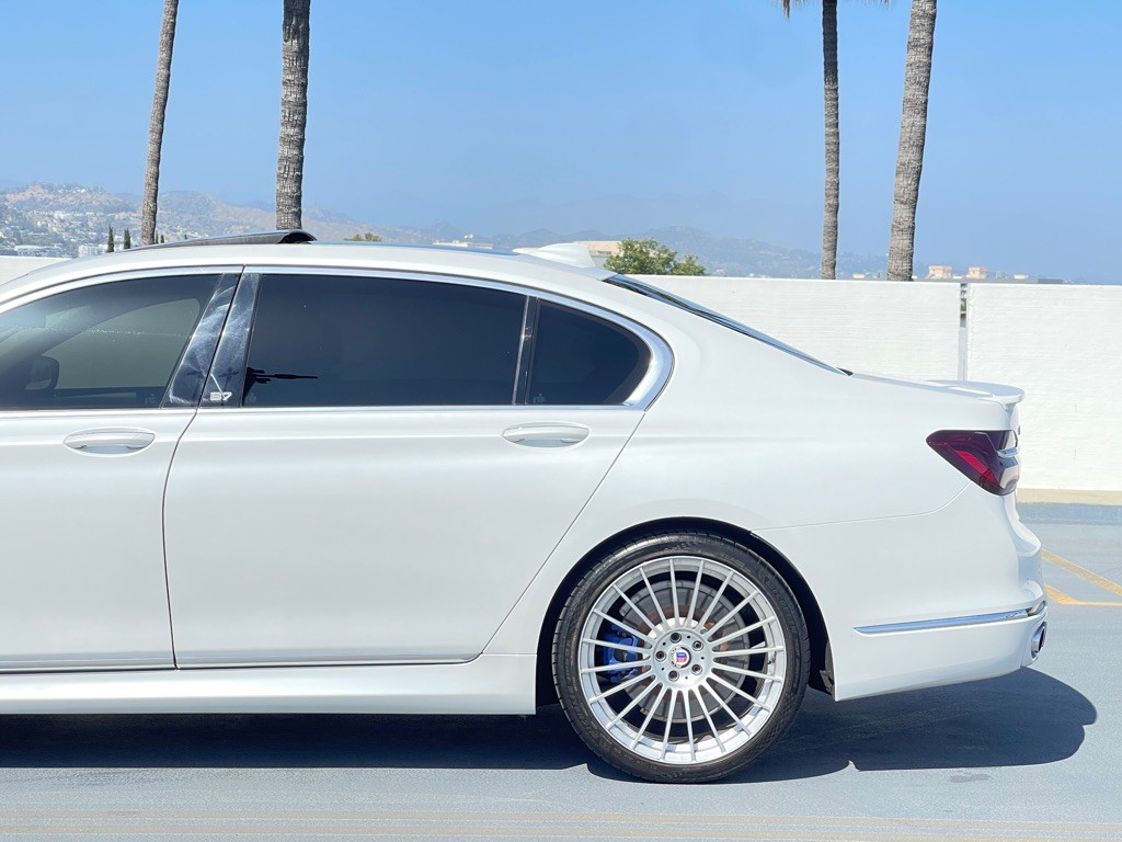 2017 BMW 7 Series Image 6