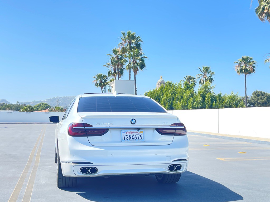 2017 BMW 7 Series Image 9