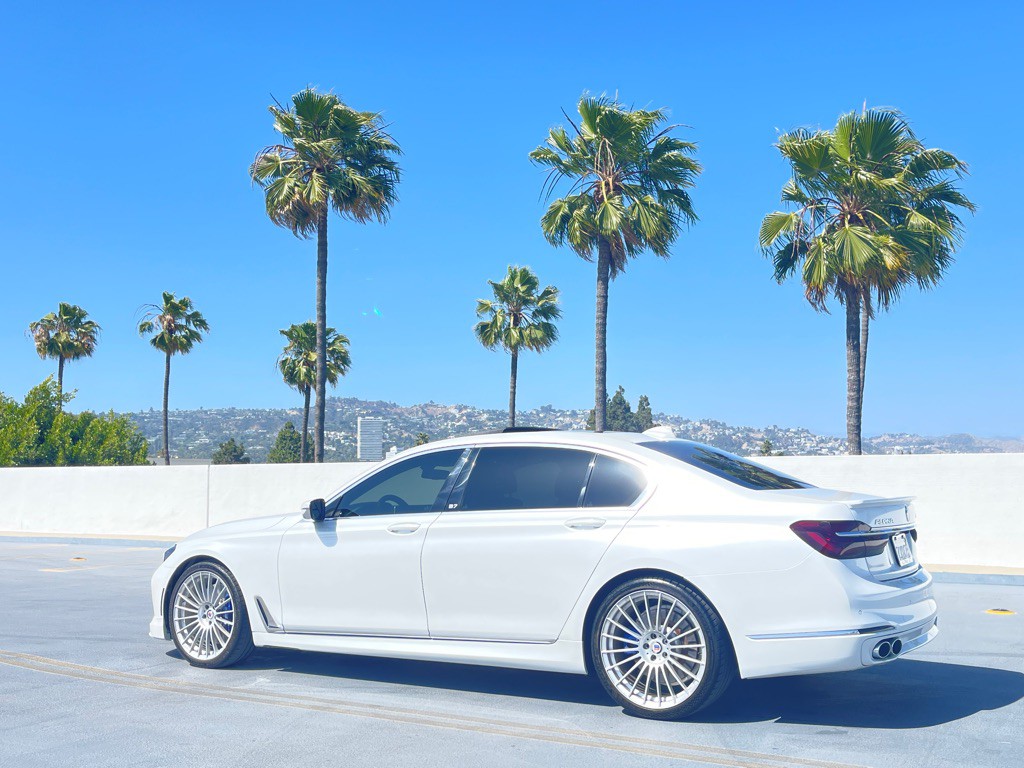 2017 BMW 7 Series Image 11