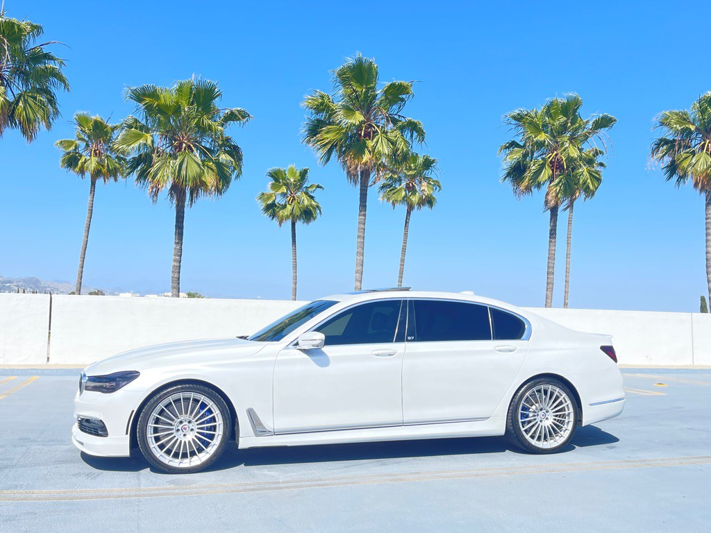 2017 BMW 7 Series Image 13