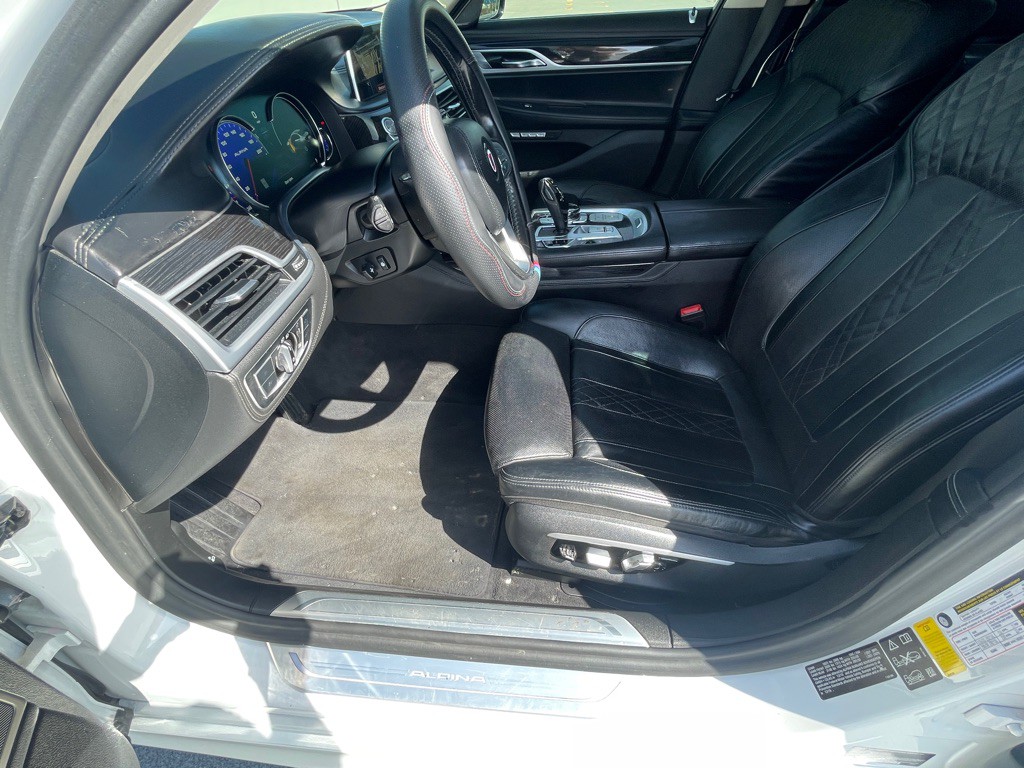 2017 BMW 7 Series Image 44