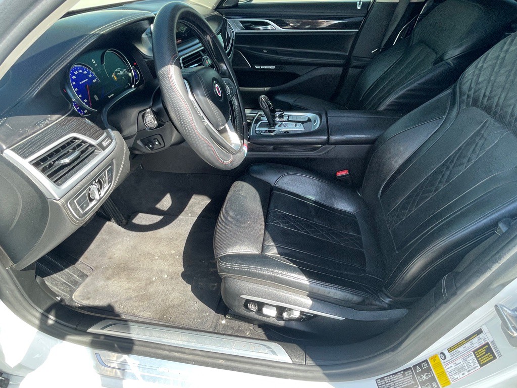 2017 BMW 7 Series Image 45