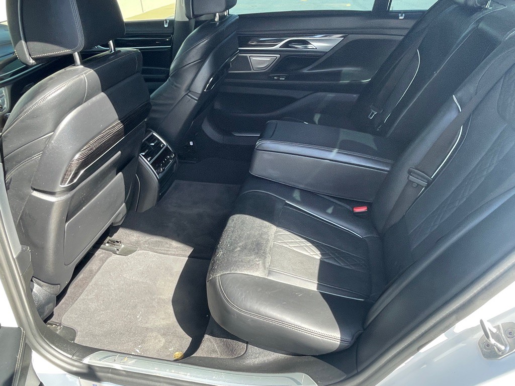 2017 BMW 7 Series Image 52