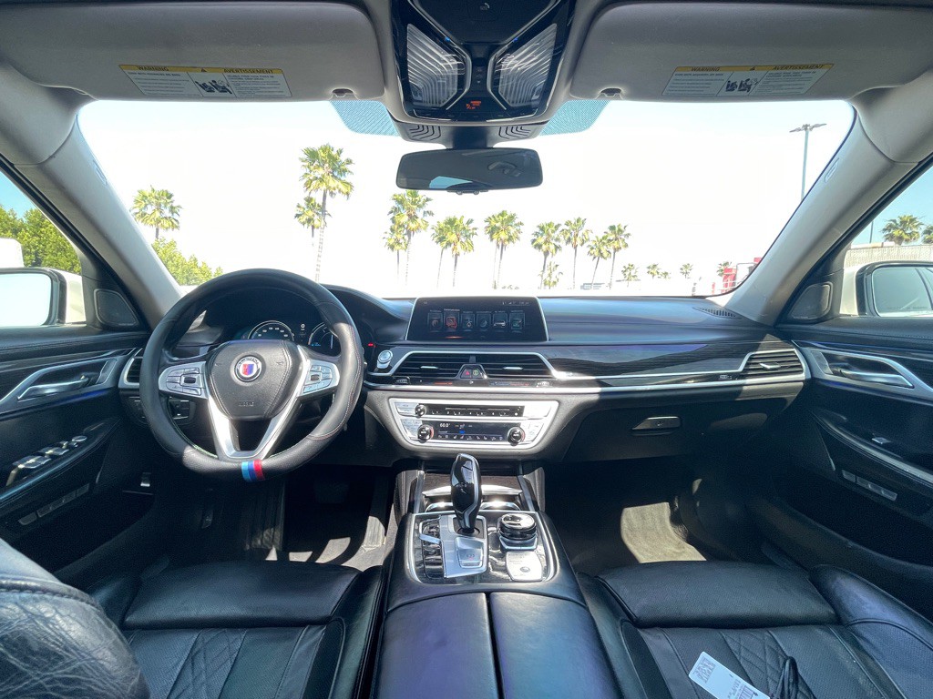 2017 BMW 7 Series Image 72