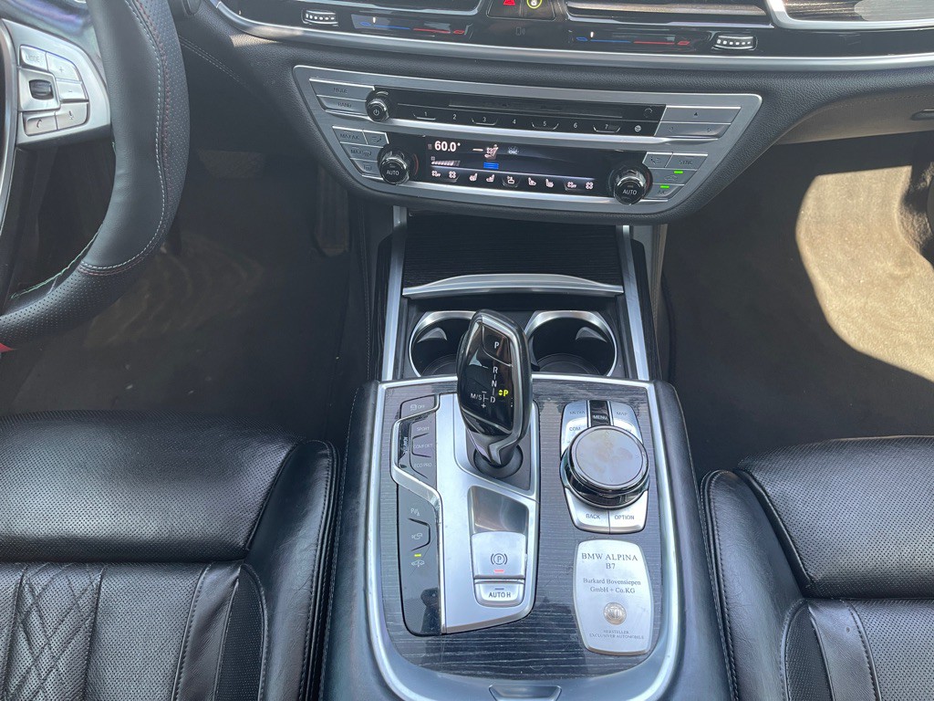 2017 BMW 7 Series Image 78
