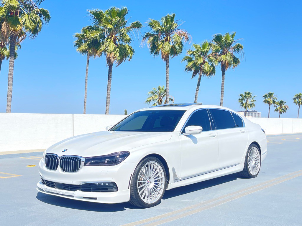 2017 BMW 7 Series Image 2