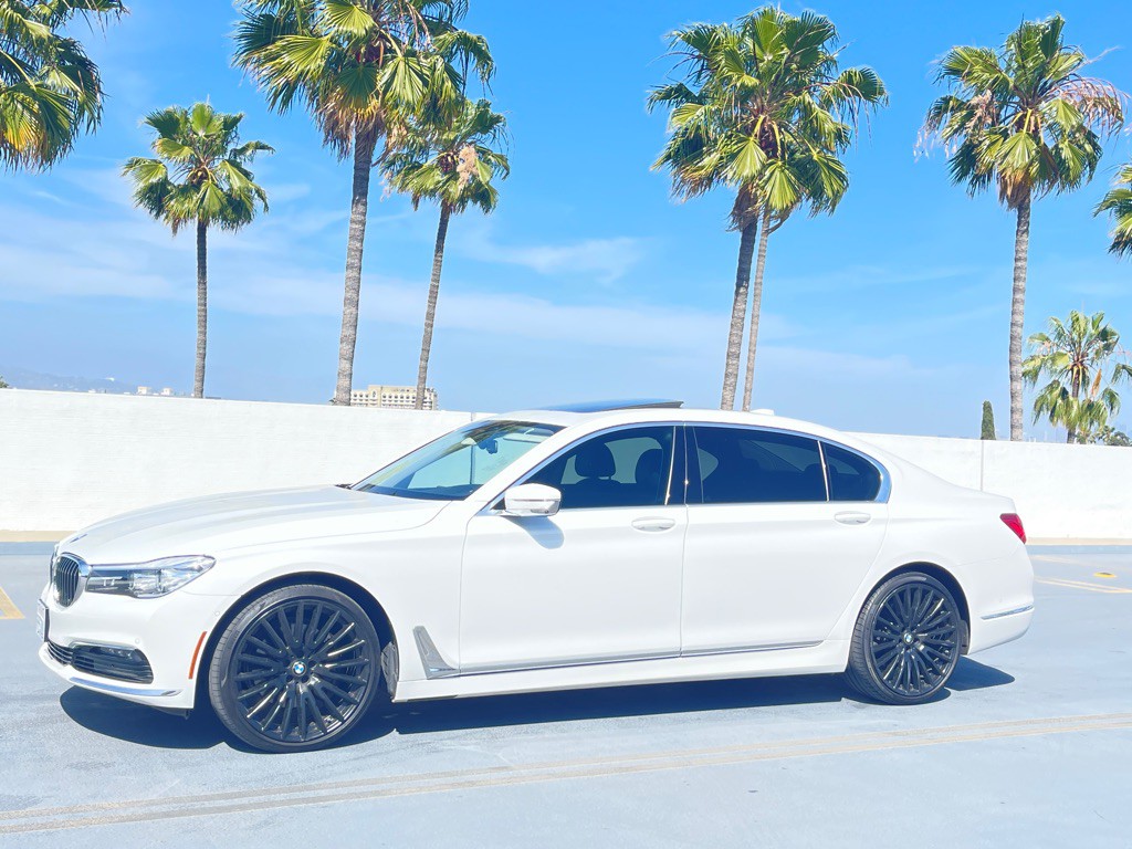 2018 BMW 7 Series Image 14