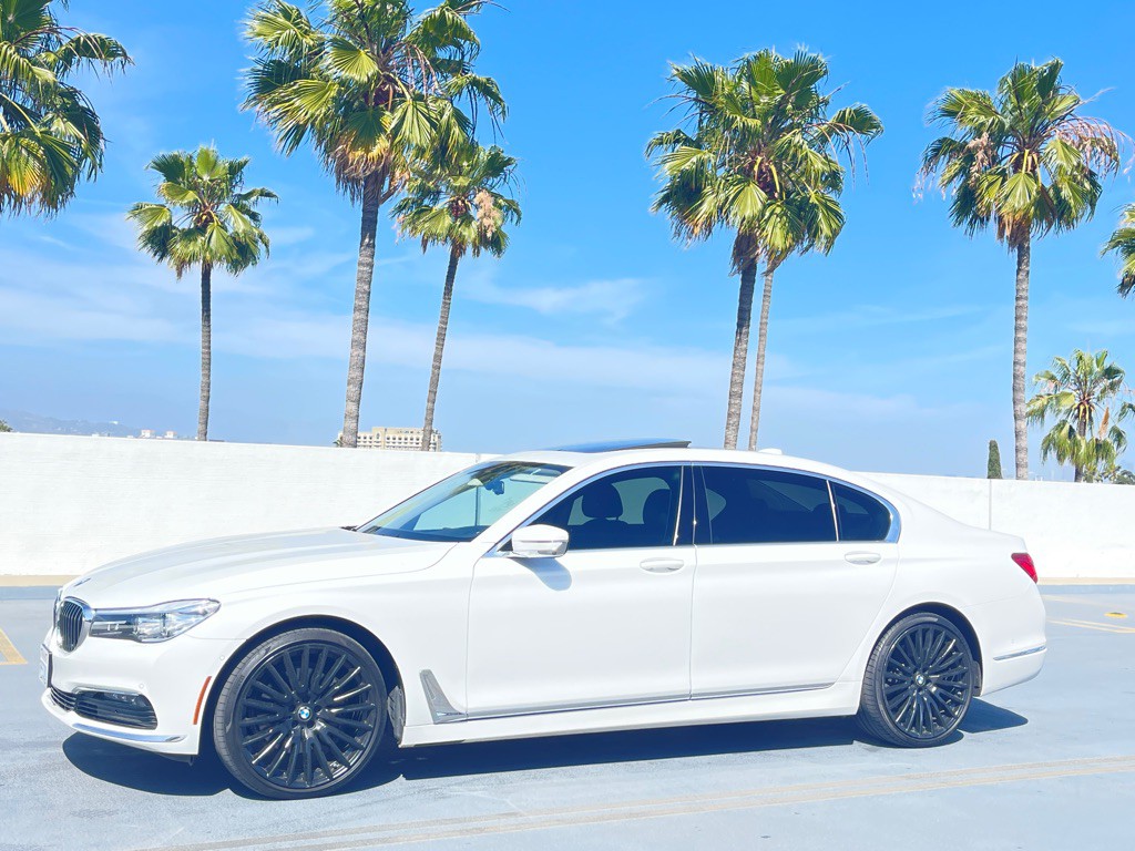 2018 BMW 7 Series Image 15
