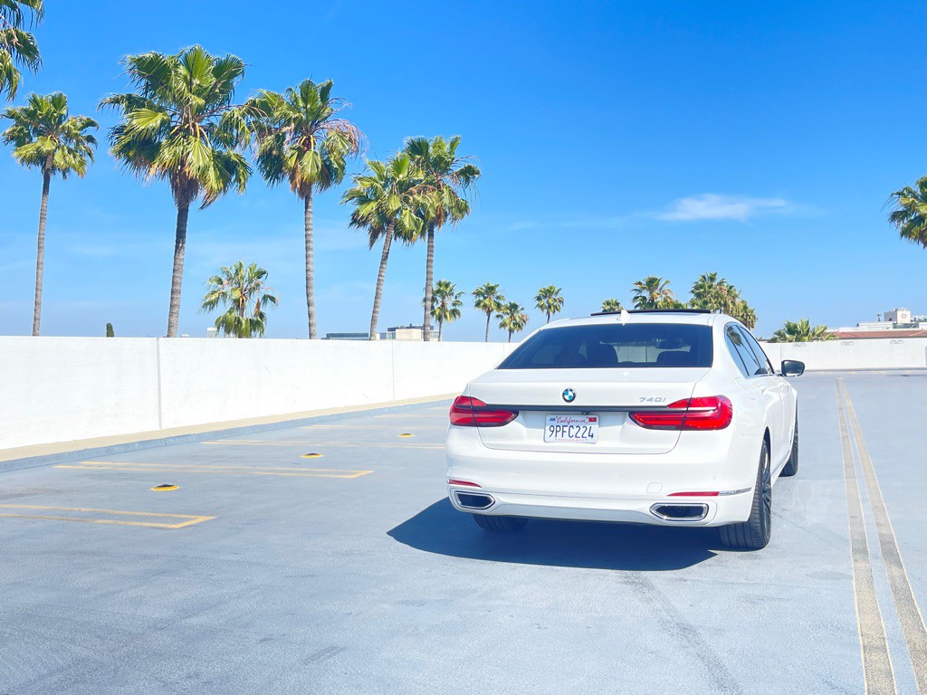 2018 BMW 7 Series Image 36