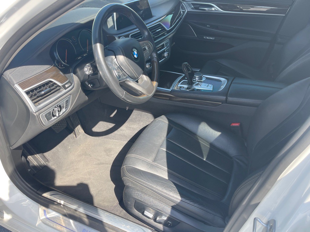 2018 BMW 7 Series Image 50