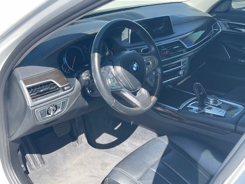 2018 BMW 7 Series Image 54
